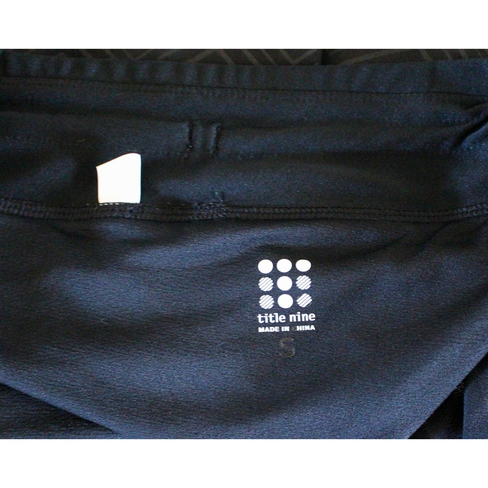 Title Nine Running Shorts Small Black Chevron Print 7" Back Zip Pocket Lined - Picture 4 of 4